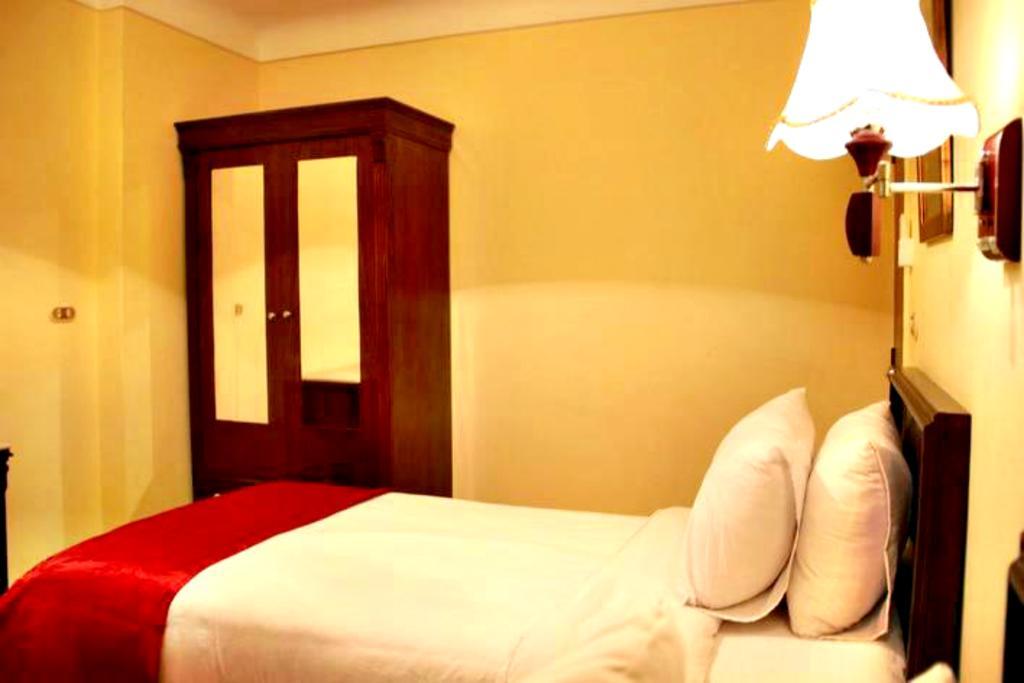 Alexandria Mediterranean Suites Exteriör bild